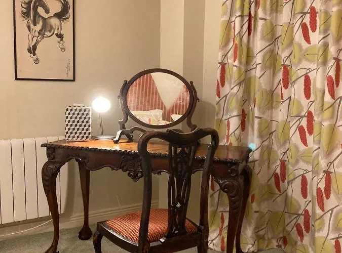 Self Catering Apartment- 11a Westbourne Place Apartment