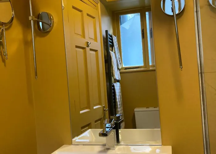 Appartamento Self Catering Apartment- 11a Westbourne Place An Cóbh